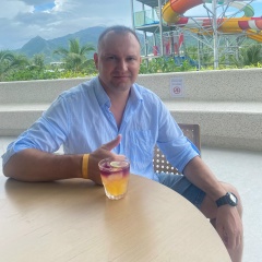 Денис Синельников