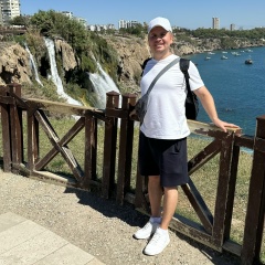 Миша Сапожков, Москва