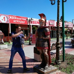 Vardan Hovhannisyan, Ереван