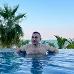 Рома Зверев, 05.08.1989, Москва