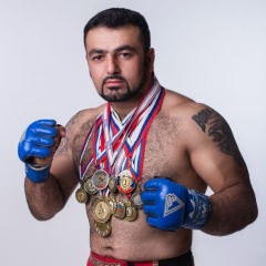 Армен Ананян, Шахты