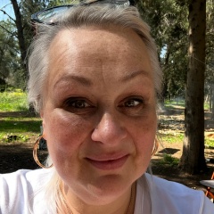 Юля Будневич, Санкт-Петербург