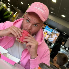 Денис Гаррюхин