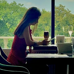 Светлана Дзыга