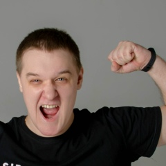 Роман Лурье, 15.02.1990, Красноярск