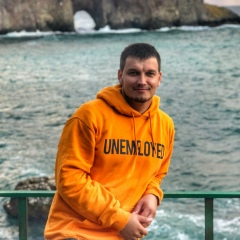 Илья Есенко