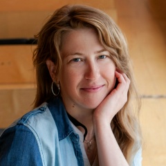 Маха Белых, Москва