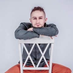 Хельги Мужчина, Алматы