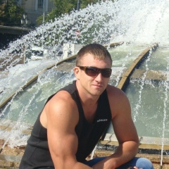 Максим Ахматов