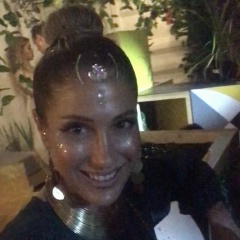 Анна Ханна, Санкт-Петербург