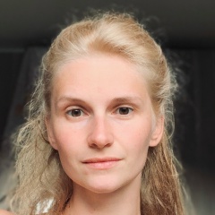 Катя Исаченкова, Москва