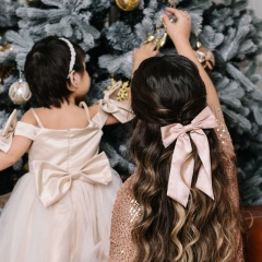 Аяна Идам, Кызыл