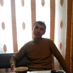 Есен Султангереев