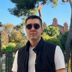 Влад Колесников, Москва