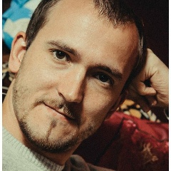 Максим Кирсанов