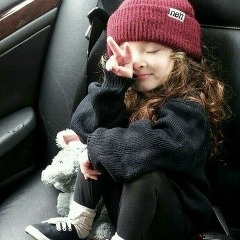 Лилия Кишна, 04.04, Bucureşti