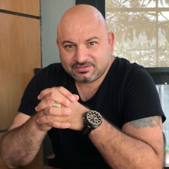 Eser Bayar, 18.10, İstanbul