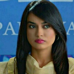 Санам Кхан, 25.12