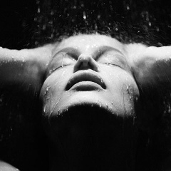 Аня Цой, Алматы