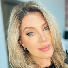 Кристина Гуден, 25.12