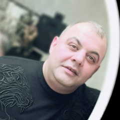 Микаел Манукян, Москва