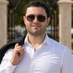 Hayk Petrosyan, Ереван