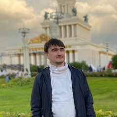 Константин Янив, Москва