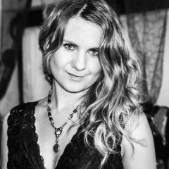 Лара Зиновьева, 16.07.1981, München