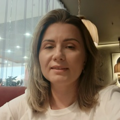 Елена Пешкова, Санкт-Петербург