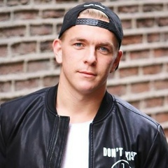 Николай Плахов, 07.05.1990, Екатеринбург