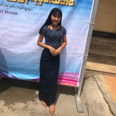 Shwe-Wah April-Phoo, 17.04.2002