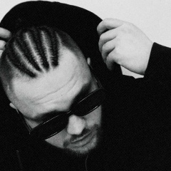 Владислав Темнеет, Москва