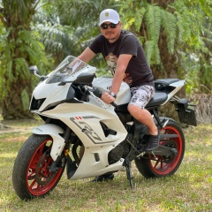 Алик Иванов, Москва