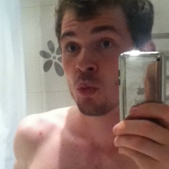 Jonny Greenwood, 17.02.1989