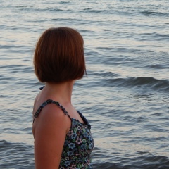 Евгения Попова