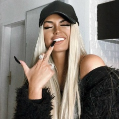 Анна Петрова, 19.02, Киев