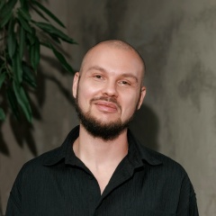 Артем Суворов, Москва