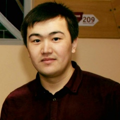 Эрлан Бабаев, Москва