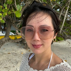 Виктория Рощупкина, Санкт-Петербург