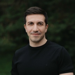 Севак Уснунц, Москва