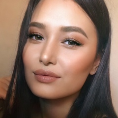 Азиза Жанысова, Алматы