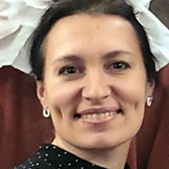 Оксана Тихонова, Санкт-Петербург