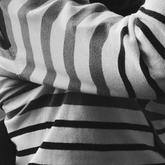 Роман Обараз