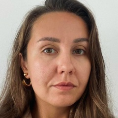 Анна Комиссарова, Москва