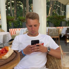 Рома Кузовкин, 19.10, Москва