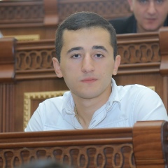 Ara Egoyan, 19.05.1999, Гюмри