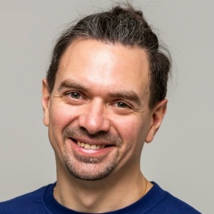 Александр Карягин