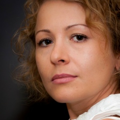 Юлия Караваева, Киев