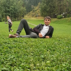 Erdos Manahbaev, Алматы