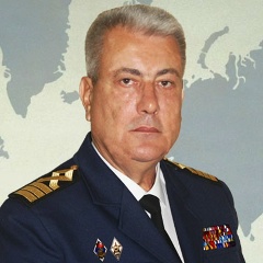 Evgene Şakaçlar, Севастополь